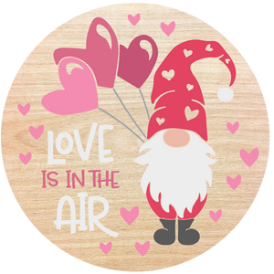 Love is in the air Gnome